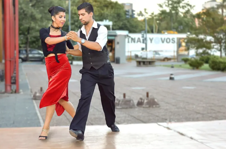 Tango